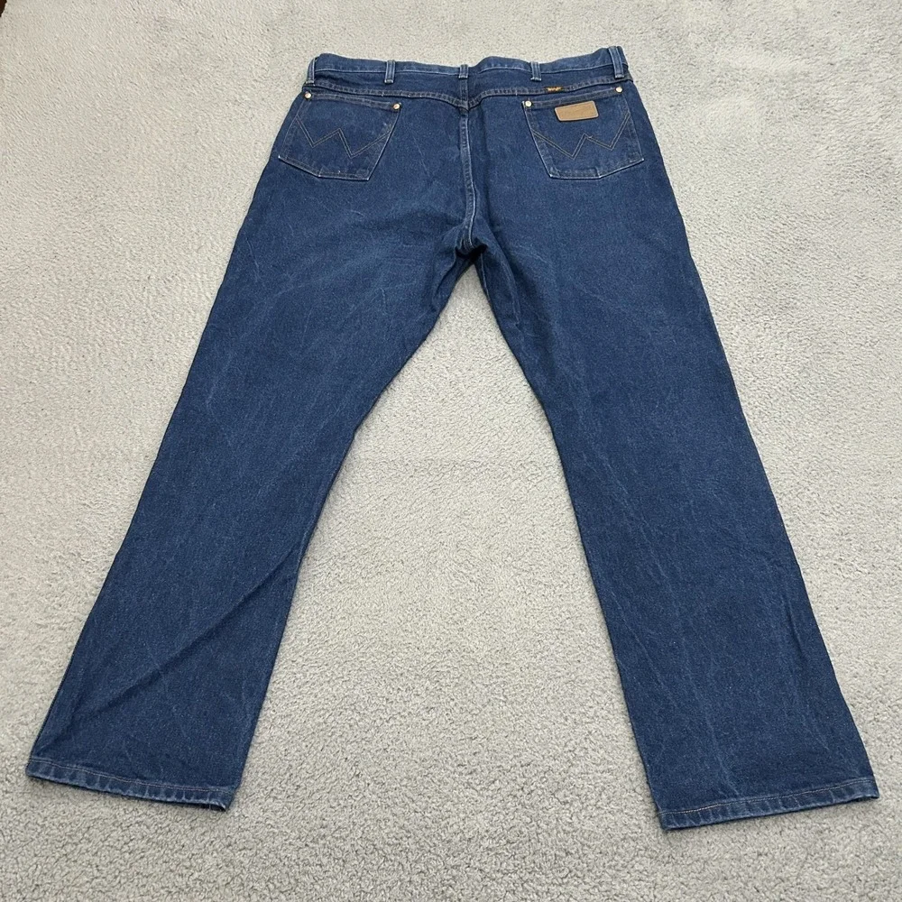 Wrangler Jeans Mens 44x32 Blue Denim 13MWZ Cowboy Cut Straight Leg Western Rodeo
